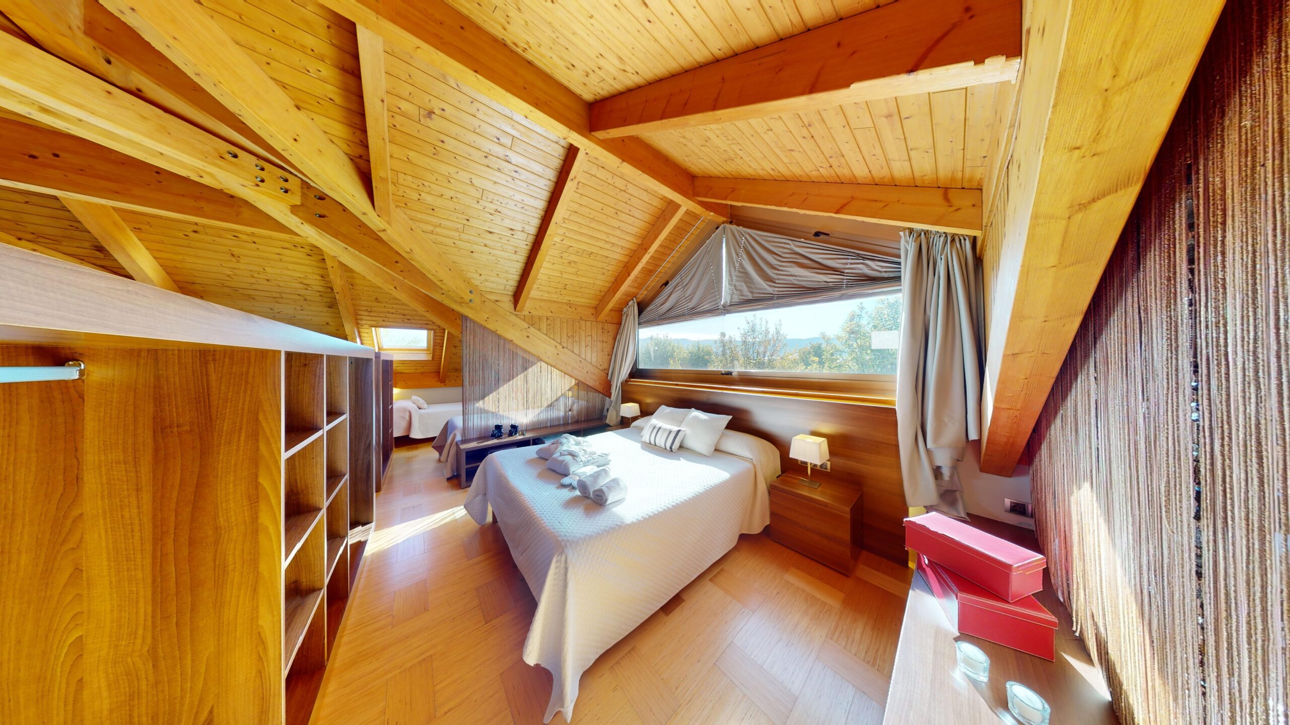 Cama King Bed del Apartamento Loft de la Cerdaña en Puigcerdá - Torreta del Llac